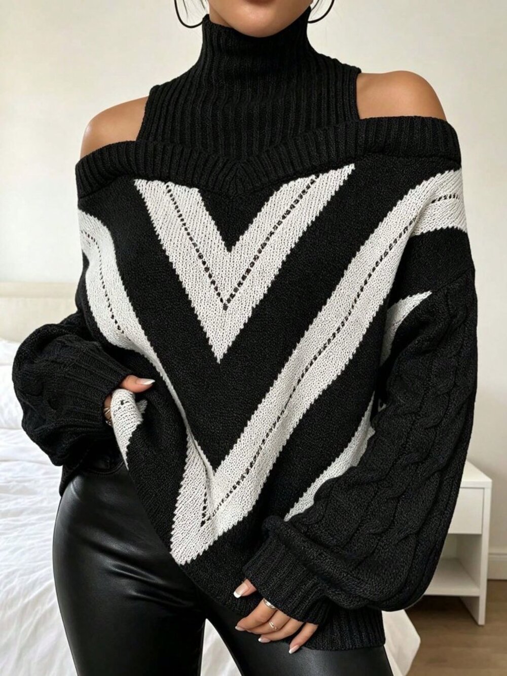 Black Casual Women's Loose Fit Stand Collar Cut Out Cold Shoulder Pullovers